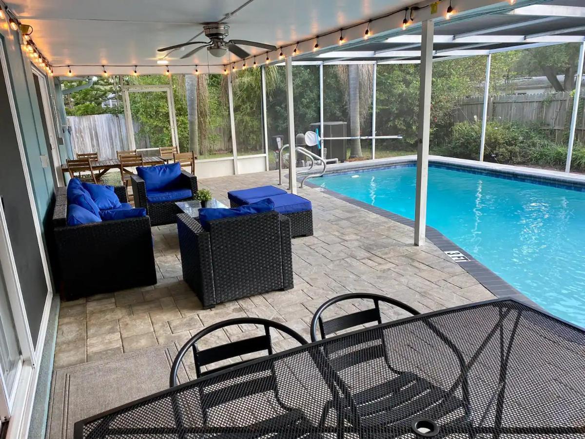 Spacious 5 Bedrooms 3 Bathrooms Family-Friendly Home With Heated Salt Pool Clearwater Exterior photo