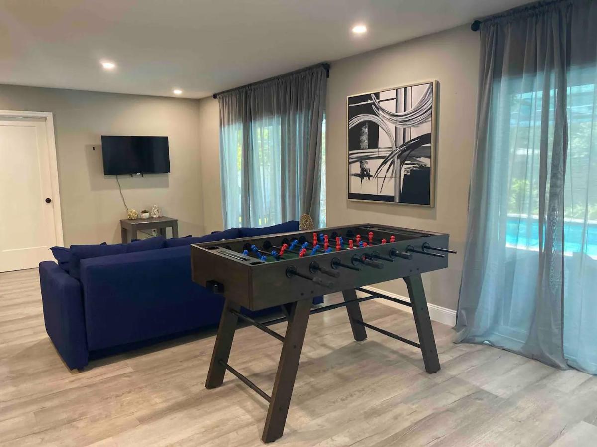 Spacious 5 Bedrooms 3 Bathrooms Family-Friendly Home With Heated Salt Pool Clearwater Exterior photo