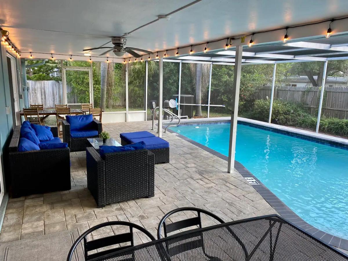 Spacious 5 Bedrooms 3 Bathrooms Family-Friendly Home With Heated Salt Pool Clearwater Exterior photo