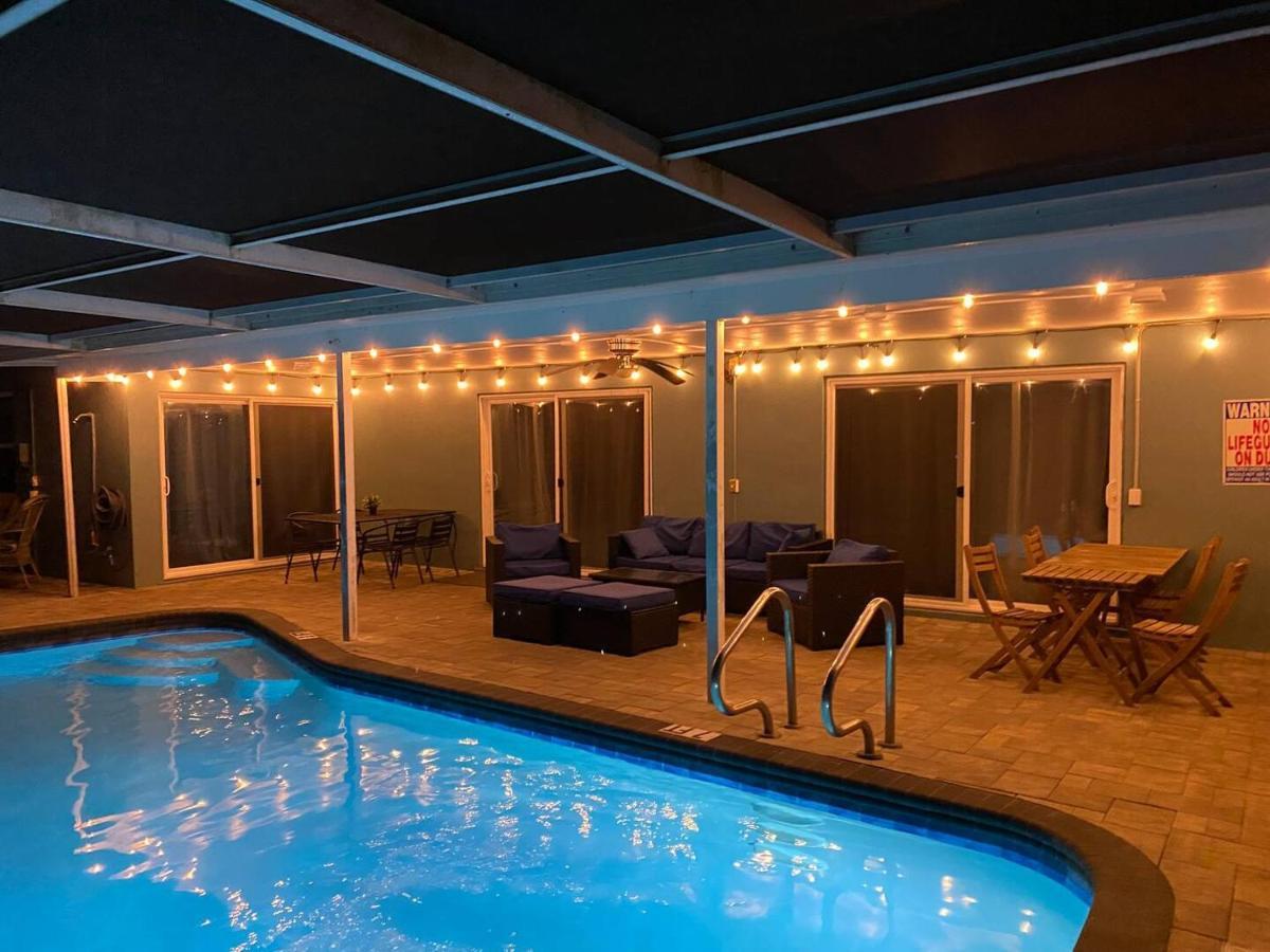 Spacious 5 Bedrooms 3 Bathrooms Family-Friendly Home With Heated Salt Pool Clearwater Exterior photo