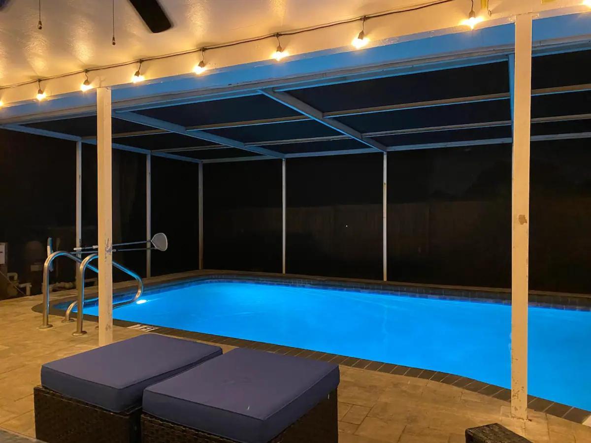 Spacious 5 Bedrooms 3 Bathrooms Family-Friendly Home With Heated Salt Pool Clearwater Exterior photo