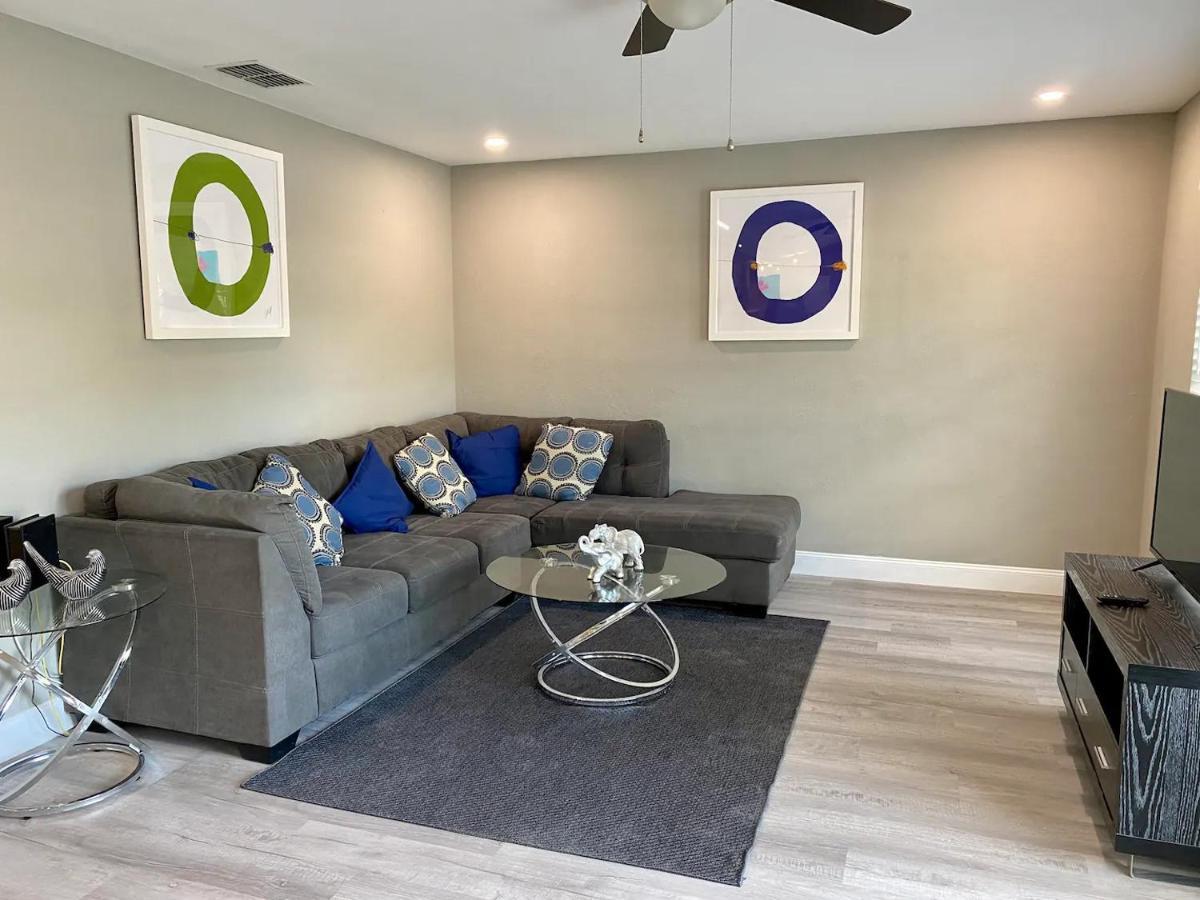 Spacious 5 Bedrooms 3 Bathrooms Family-Friendly Home With Heated Salt Pool Clearwater Exterior photo
